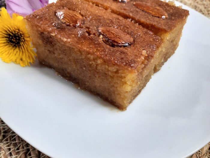 Postre turco de Damasco-Dulce de sémola con almíbar