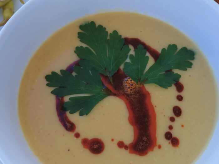 Unsuz Kırmızı Mercimek Çorbası