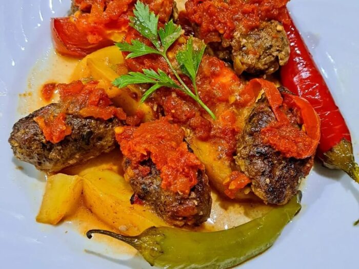 İzmir Köfte Tarifi