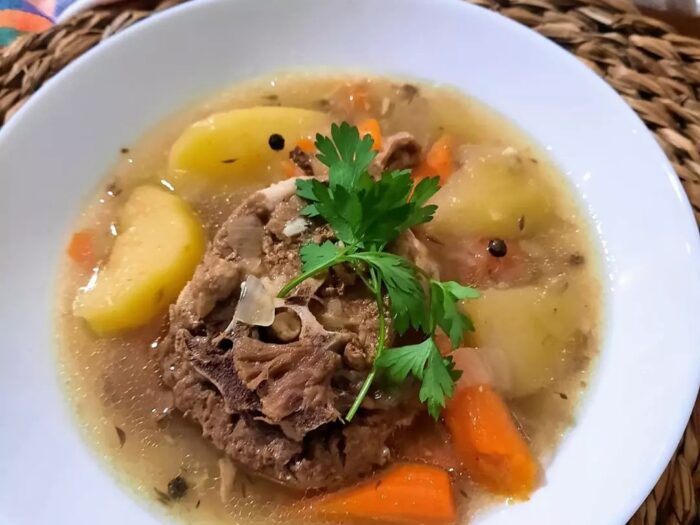 Estofado de cordero con verduras